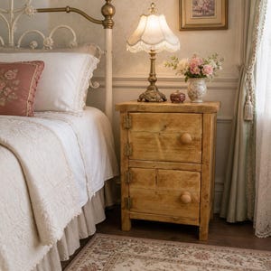 Reclaimed Wood Bedside Table Cupboard – Rustic Bedroom Furniture