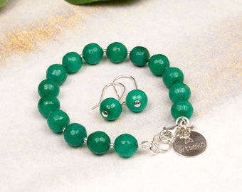 Matching jewelry set, green jade set, silver earrings and bracelet, green jewelry for everyday wear, handmade set, green gemstone jewelry