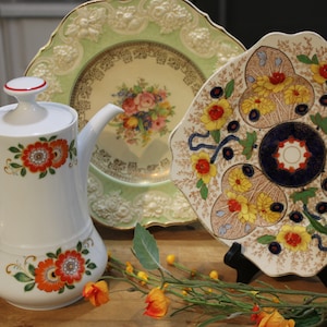Great Xmas Gift - Royal Ducal Floral Plate in Florentine Style; Orange Winterling Bavaria Coffee Pot