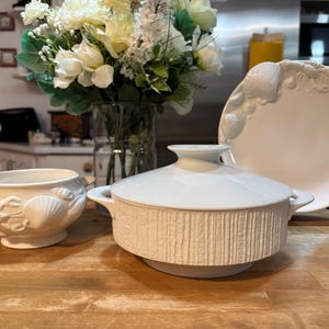 VINTAGE PORCELAIN Serving Dish with Lid by Thomas Germany 1970 Designed by Richard Scharrer; Molded Shellfish White Ceramic Bowl & Plate Set