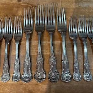Vintage Sheffield Silver Plate Forks (4 Serving & 6 Dinner Forks) - Kings Pattern Smith Seymour (Housley) Epns A1 - T Y S