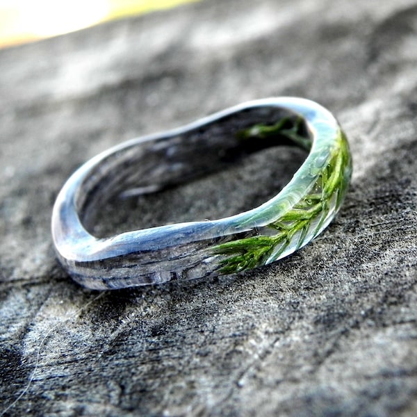 Wood juniper ring, Women wooden ring, Juniper resin ring, Forest wood ring, Women thin wood ring, Silver wood ring, Spring womens ring.