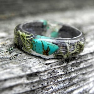 Turquoise wood ring, Moss stone resin ring, Forest wedding rings, Women nature ring, Mens stone ring, Engagement unique ring, Woodland