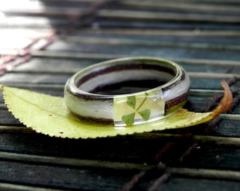Wood CLOVER MAGIC ring, Forest wooden ring, Unique wedding rings, Women wood ring, Men wood ring, Resin clover ring, Wood women gift, Forest