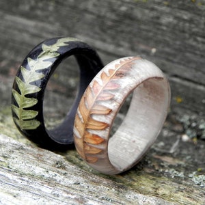Bos bruiloftringen, varenhouten ring, minimalistische houten ring, RESIN plantring, gebogen houten eiken ring, houten sieraden heren, houten cadeau voor vrouwen, BOS