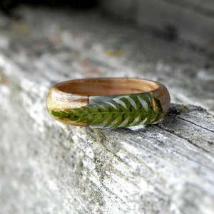 Fern wood ring, Green fern oak ring, Real FERN resin ring, Fern wood jewelry, Nature wooden wedding rings, Mens fern ring, Wood women ring