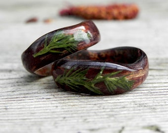 Wood ring with forest juniper
