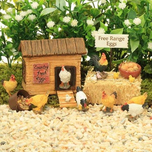 Chicken Coop, Hen House, Chicken House, Chickens, Cockerel, Farmyard Chickens, Fairy Garden Chicken House, Fairy Garden Miniature, Accessory image 1