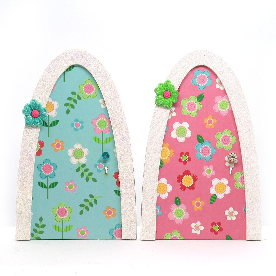 Pink & Blue Daisy Design Fairy Door, Flower Design Fairy Door, Fairy ...