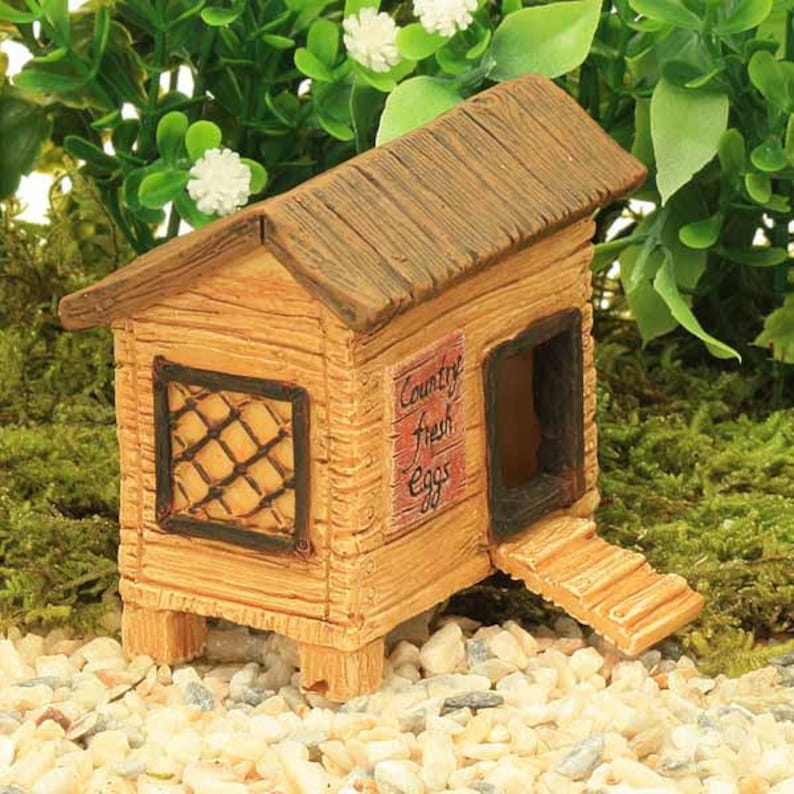 Chicken Coop, Hen House, Chicken House, Chickens, Cockerel, Farmyard Chickens, Fairy Garden Chicken House, Fairy Garden Miniature, Accessory image 3