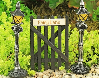 Victoriaanse stijl miniatuur lantaarnpaal voor sprookjestuin, sprookjestuinlamp, ouderwetse eigenzinnige straatlantaarn, sprookjestuin VK