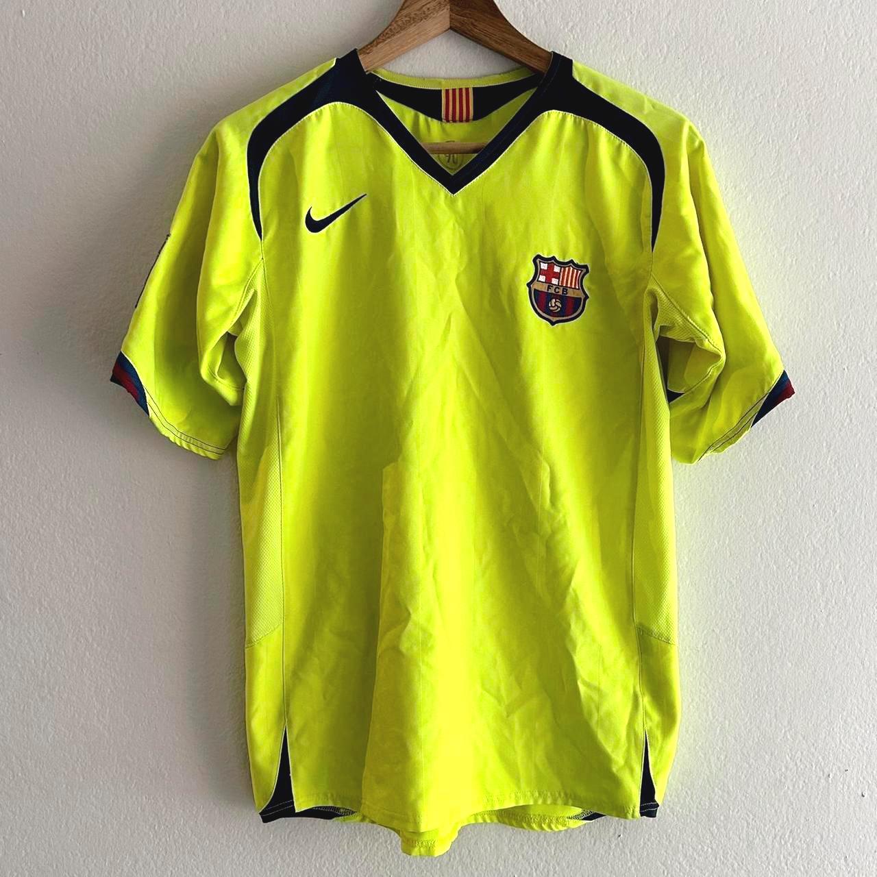 Vintage BARCELONA 2005 2006 Away Football Shirt Soccer Jersey