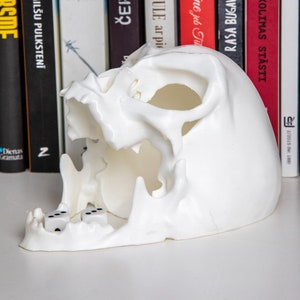 Gothic, Skull Dice Tower for D&D, RPGs - Perfect for RPG and Board Games, Dungeons and Dragons