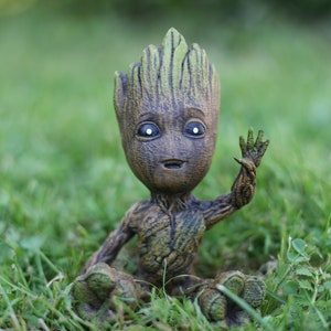 Cute Waving Baby Groot Figure Avengers Infinity war Marvel Guardians of the Galaxy 3D printed hand painted toy I am Groot cristmas decor image 1