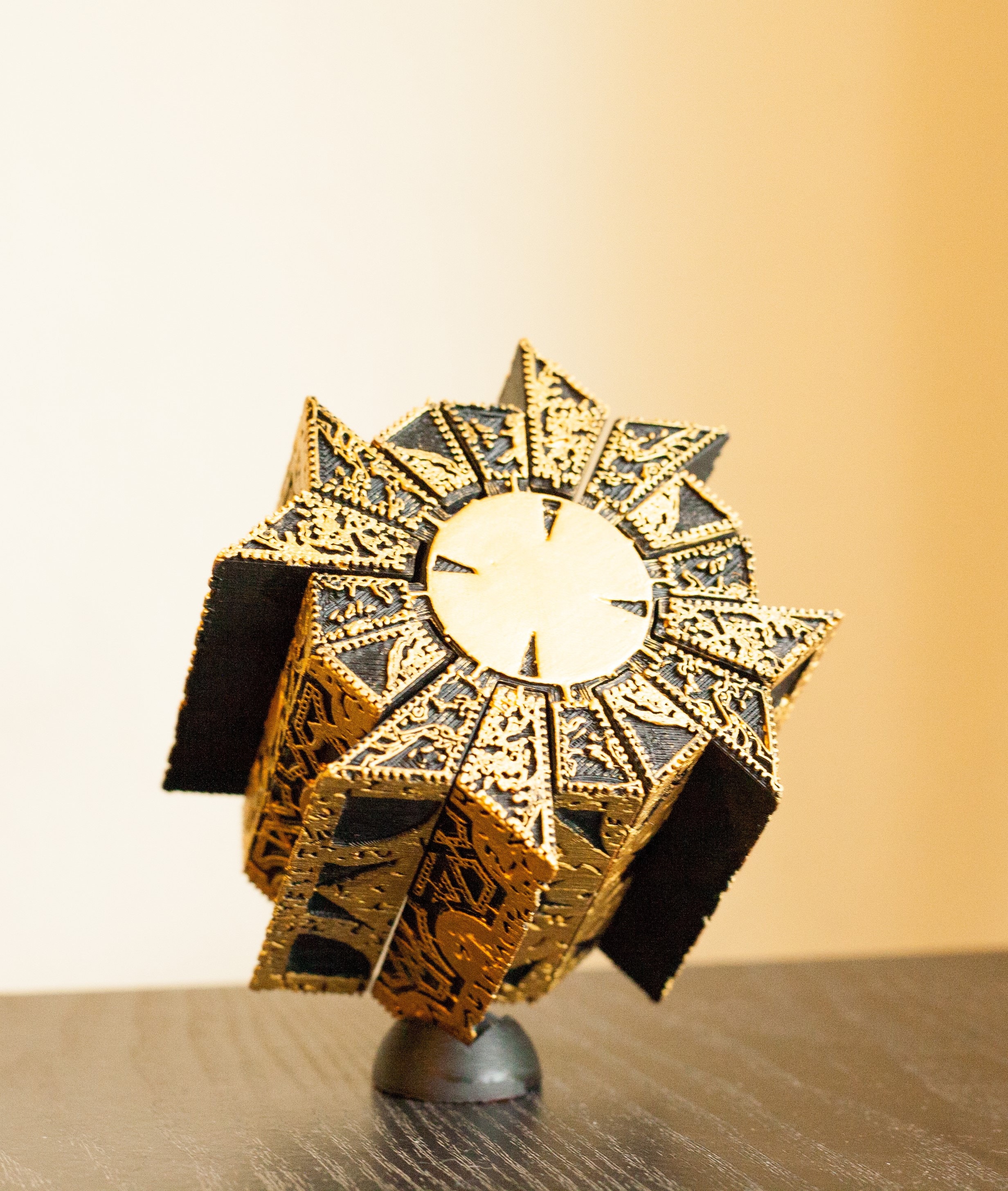 NECA ヘルレイザー Hellraiser ルマルシャンの箱　パズルボックス ヘルレイザー パズルボックス ルマルシャンの箱 3Dプリント ラメント