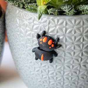 Flexible, Articulated Baby Spider Fidget Toy - Sensory Stress Relief Toy - Cute Desk Buddy