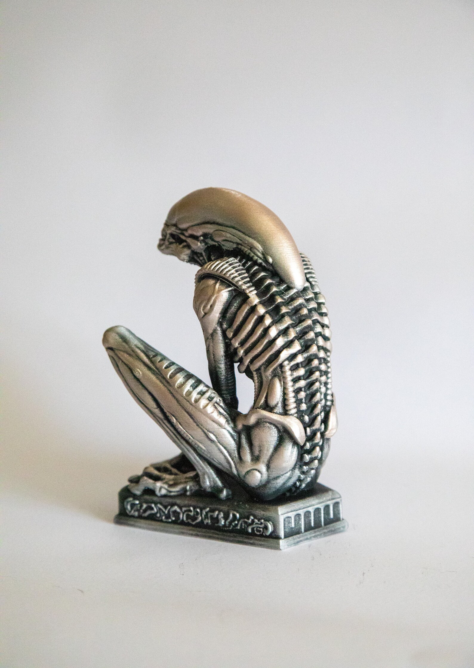Xenomorph Alien Statue - H.R. Giger Inspired Dark Academia Decor ...