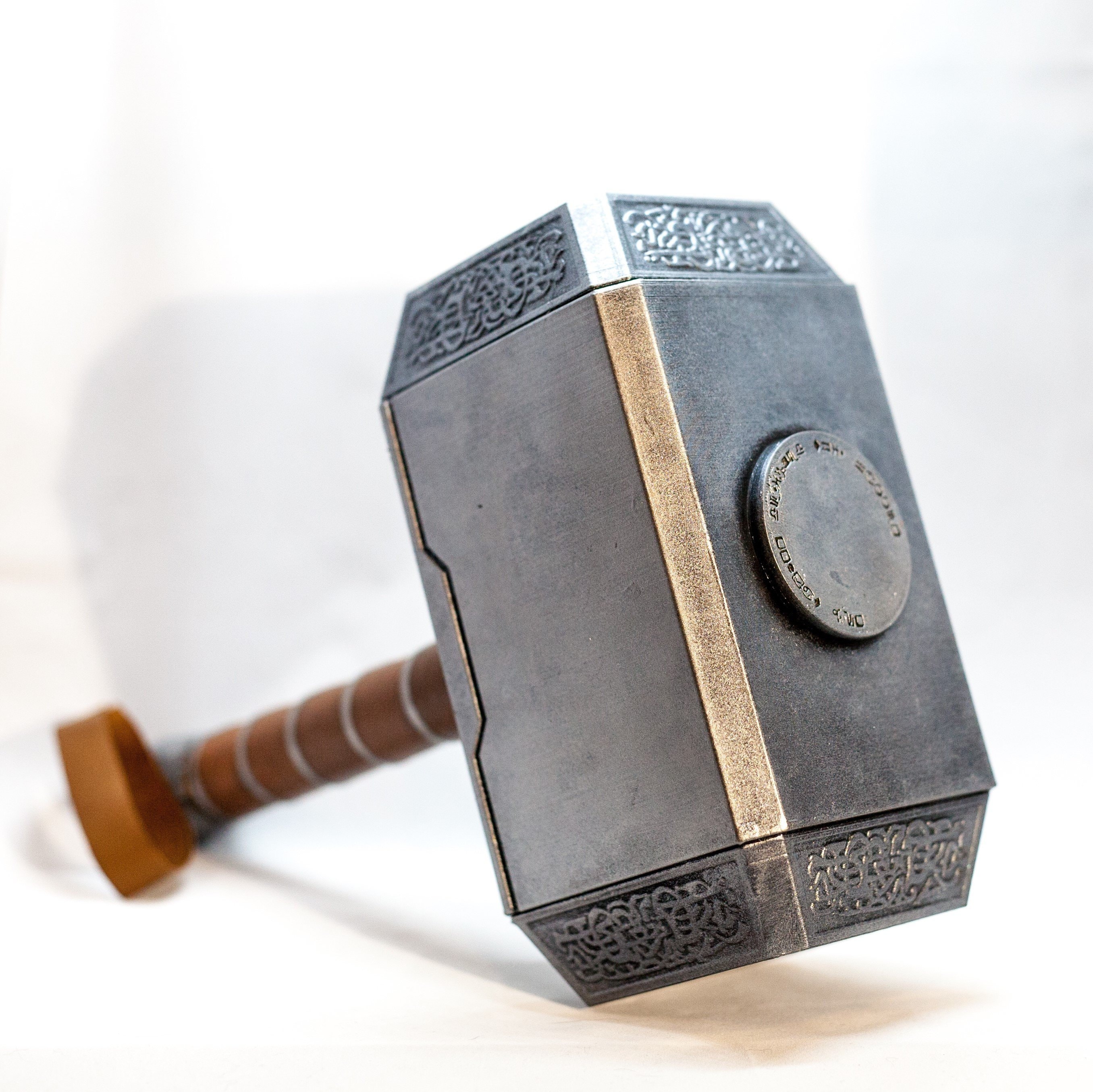 Martillo Mjolnir Tamaño Realista Thor Cosplay Marvel 44cm