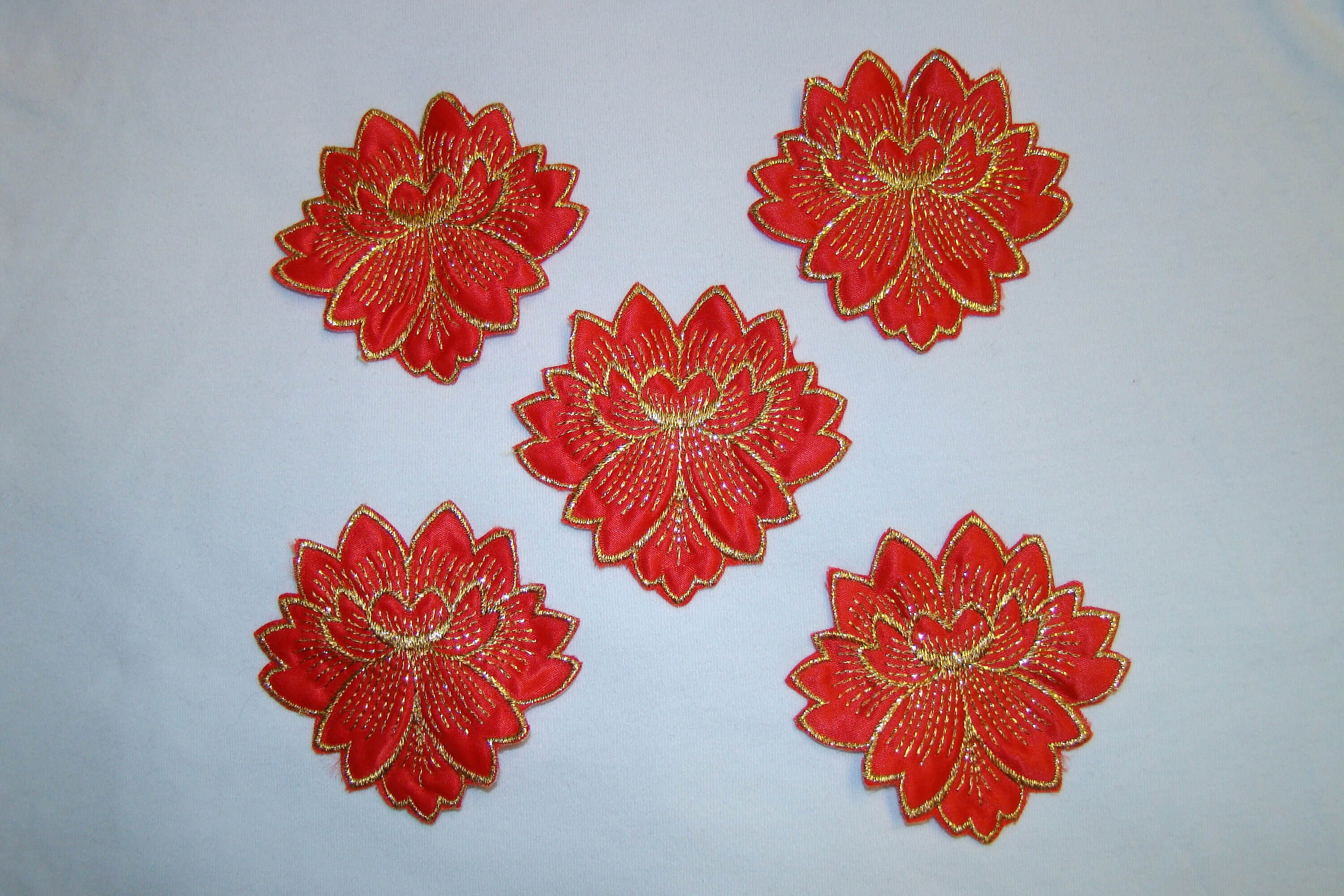 Applique Quilted Vintage Satin Sew On Embroidered Flower Etsy Nederland