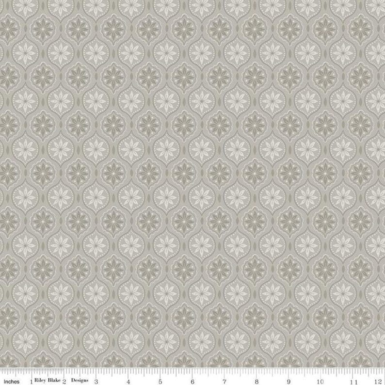 Snowed in Medallion Gray by Heather Peterson for Riley Blake Designs - Etsy