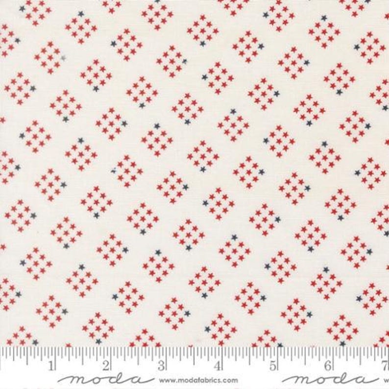 Independence Day Vanilla Stars Blenders Yardage by Sweetwater for Moda ...