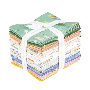 Community Fat Quarter Bundle