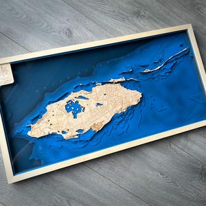 Carte topographique bathymétrique multicouche du lac Nassau New Providence - Carte en bois 3D des Bahamas pour décoration murale | Art de style maritime pour la décoration intérieure