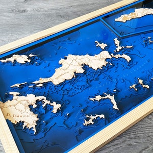 Handgefertigte Karte von British Jungfern-Inseln (BVI) Bathymetrisch - Nautische Kunst auf Kiefernholz | Exquisite Wanddekoration für das Meer Liebhaber