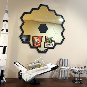 ジェームズ・ウェッブ 望遠鏡ミラー 27.5インチ | 六角形ウォールアート、新築祝いギフト