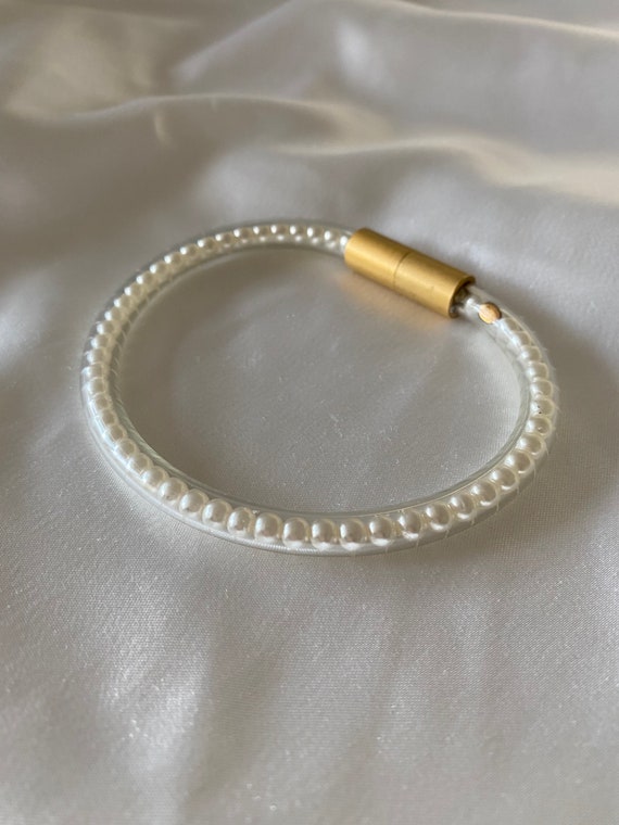 Chanel vintage rope faux pearl bracelet - image 1