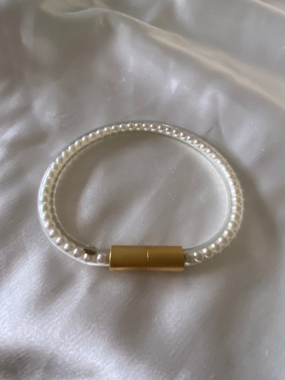 Chanel vintage rope faux pearl bracelet - image 2