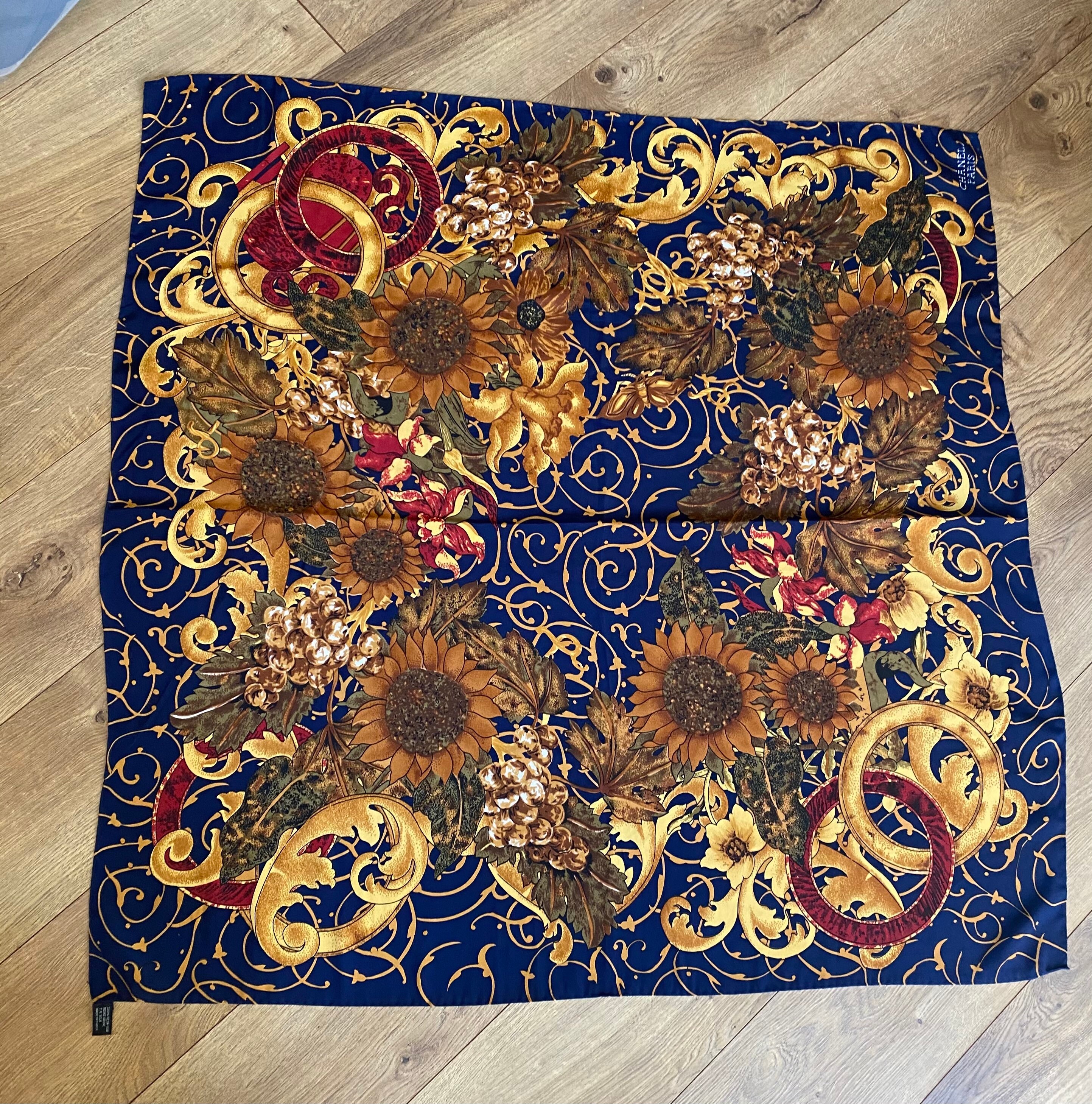 【希少】CHANEL silk scarf vintage シルク スカーフ Vintage Silk Fashion CHANEL Scarf Exquisite Multicolor