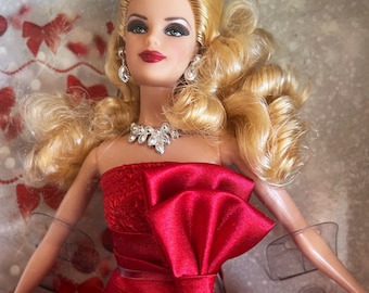 2012 Holiday Barbie. Collectors edition