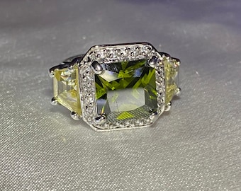 18KT silver plated green and yellow ring