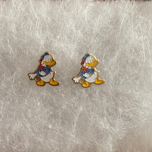 Disney Donald Duck Post Earrings