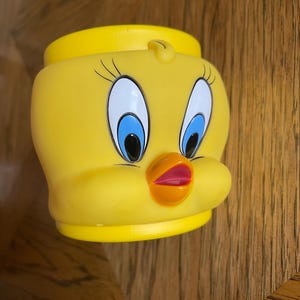 Vintage Tweety Bird Loney Tunes Mug