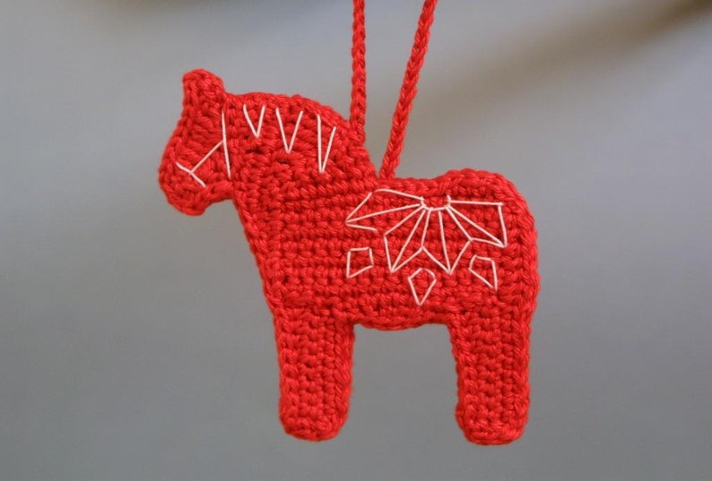 Crochet Dala Horse Christmas Ornament Pattern image 1