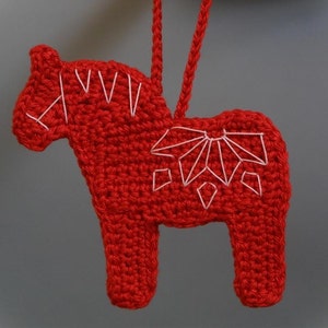 Crochet Dala Horse Christmas Ornament Pattern image 2