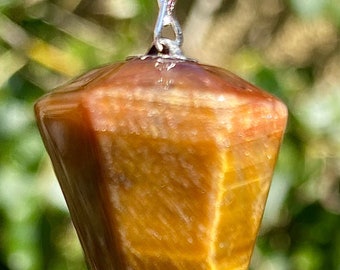 Tigers eye pendulum crystal - Heal the past - Intuit the future
