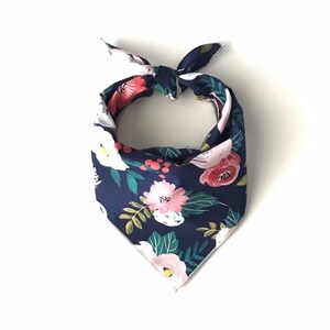Dog Bandana - Matilda // Printed Floral Dog Bandana // Pet Bandana // Dog Bandanna // Pet Scarf // Flower Bandana // Girl Bandana