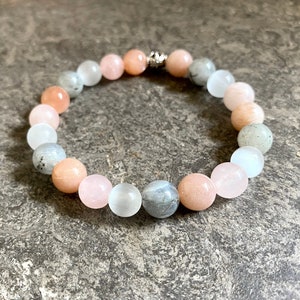 Freyja Norse Goddess Love & Courage Bracelet, Peach Moonstone + Labradorite + Rose Quartz + White Cat&#39;s Eye, Freya altar, Heathen bracelet