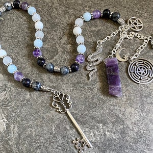 Hecate's Key Prayer Beads, Hecate altar, Hecate witch, Greek Goddess of Magic and Witchcraft, Meditation beads, Hellenic, Pagan Prayer Beads