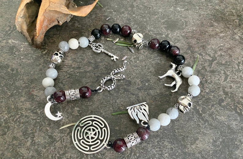 Hecate prayer beads, Goddess of Witchcraft, Goddess of Magic, Pagan altar tool, Hellenistic, Goddess of the Underworld, Pagan Rosary, Gift zdjęcie 1