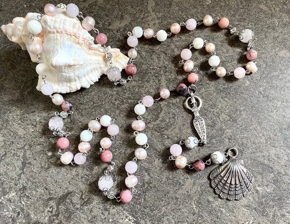 Aphrodite's Blessing Rosary necklace, Aphrodite prayer beads, Greek goddess of Love and Beauty, Aphrodite altar, Witch gift, Pagan Rosary