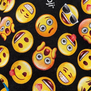 Women’s Emoji ponytail OR scrub cap