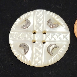 Botón antiguo, nácar tallado, marcasita, nácar vintage, botón grande, principios de 1900, MOP, botón de concha, 30 mm