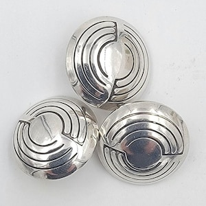 3 Vintage Buttons, Western Buttons, American Indian, Silver Button, Silver Western pattern, 13/16&quot; inch, 20mm, Metal Shank