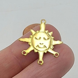 Sun Connector Charm, 3 Connector, Gold Sun Charms, Sun Charms, Gold Finish, 8 pieces