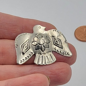 Thunderbird-utsmyckning, örnconcho, amerikansk örn, vithövdad örn, Thunderbird-utsmyckning, silver med antik finish, 4 stycken