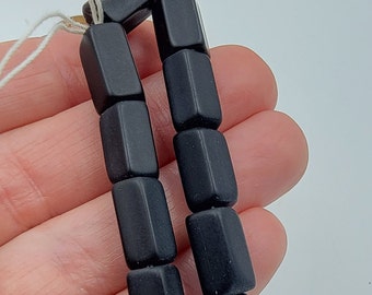 12x7 mm, Vintage Frosted Glass Black Beads, Black Glass Bead, rectangle bead, 5 sided Glass Beads, 25 pieces